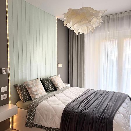 New Apartment In Historical Center Near Lake Riva del Garda Kültér fotó