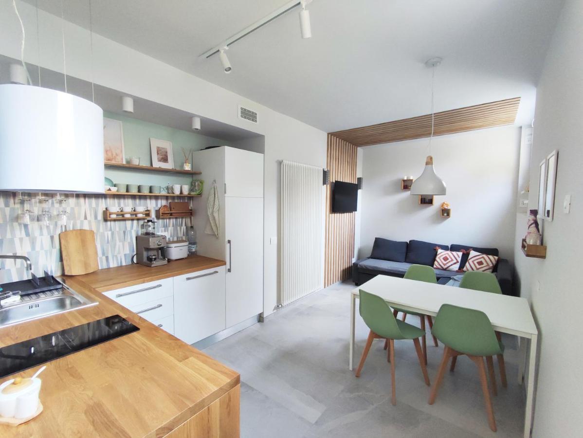 New Apartment In Historical Center Near Lake Riva del Garda Kültér fotó