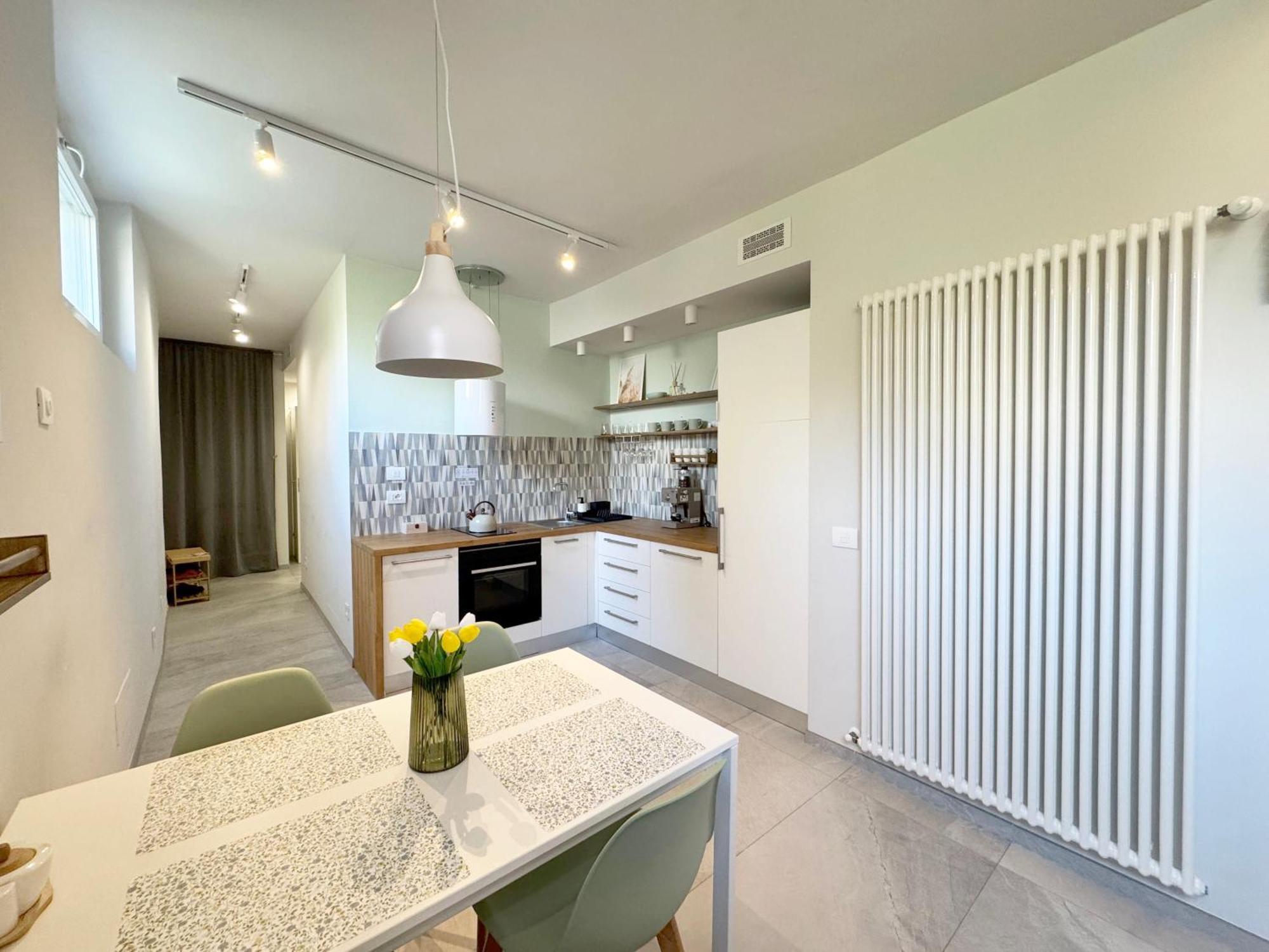 New Apartment In Historical Center Near Lake Riva del Garda Kültér fotó
