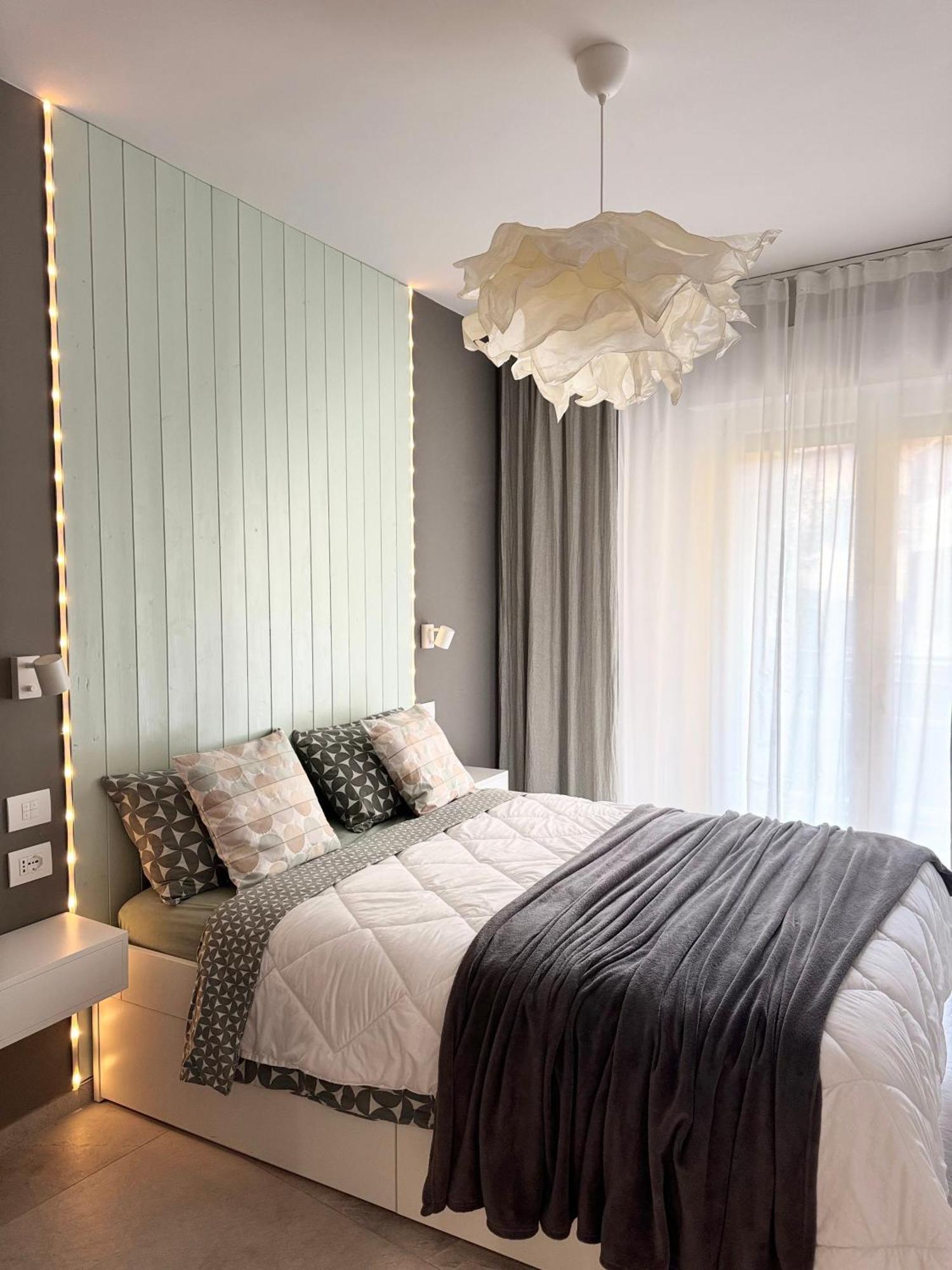 New Apartment In Historical Center Near Lake Riva del Garda Kültér fotó