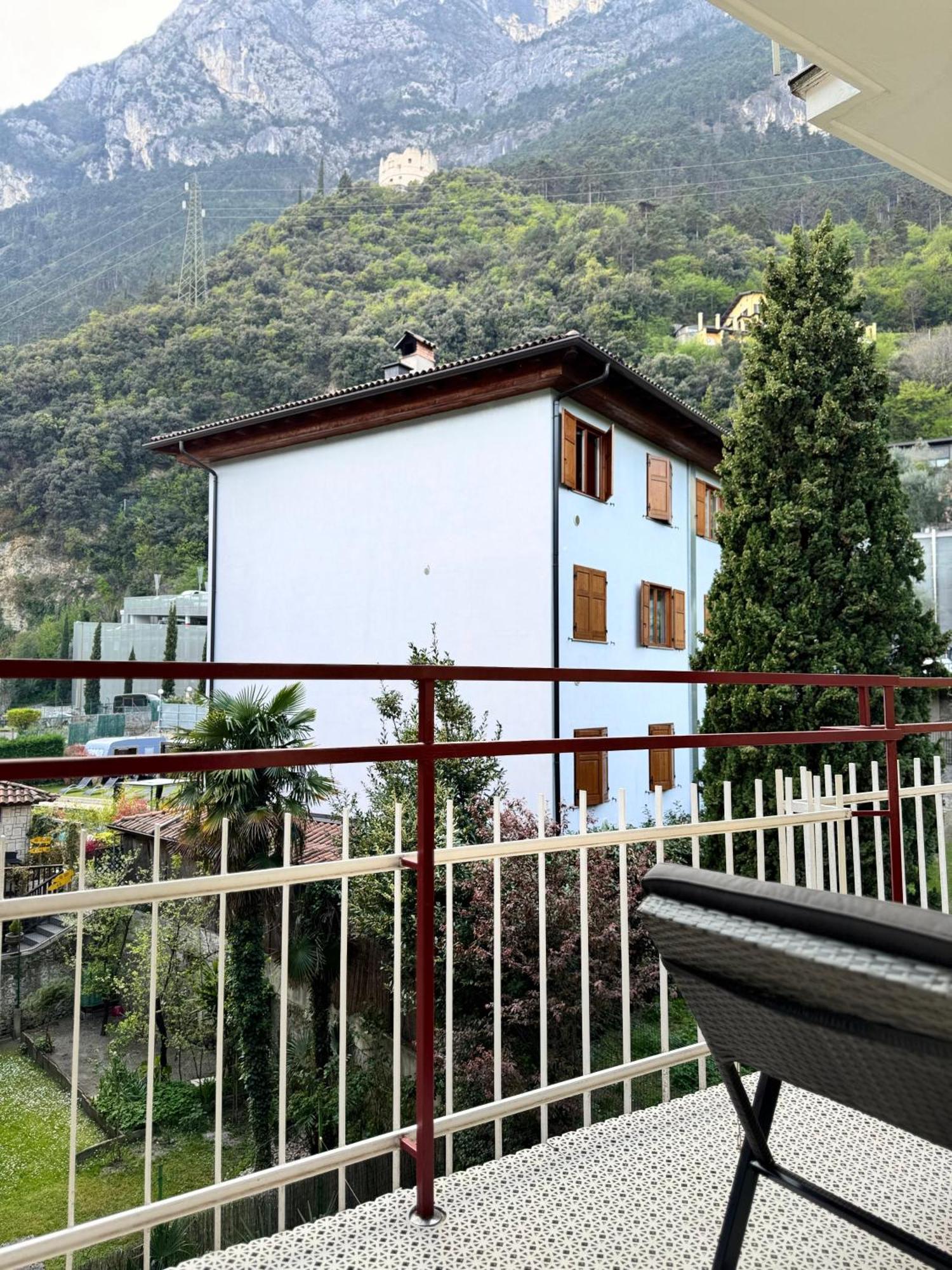 New Apartment In Historical Center Near Lake Riva del Garda Kültér fotó